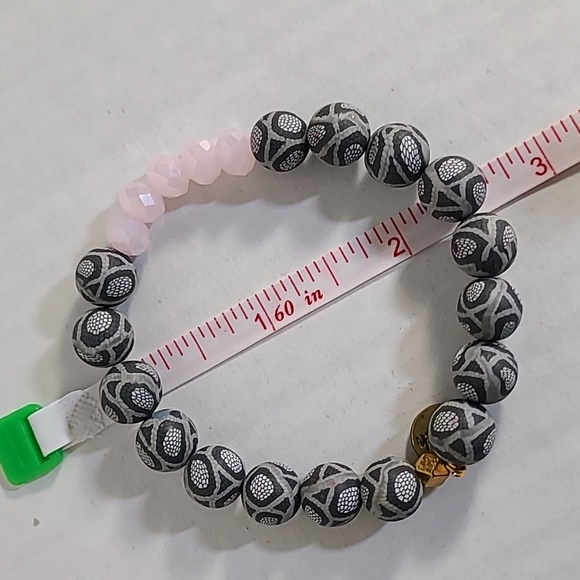 SALE!! Erimish Bracelet - Picture 4 of 4